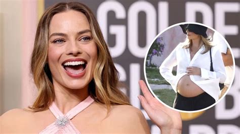 Margot Robbie lució su embarazo durante sus vacaciones en .